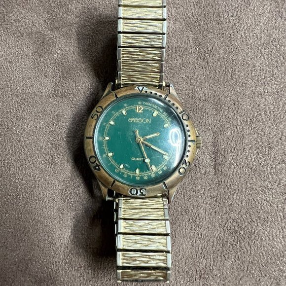 Vintage Sasson Quartz Watch‎ Women Bronze Tone Green Dial - Picture 1 of 6